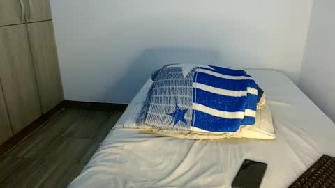 lonelydick2002 online show from 02.02.25