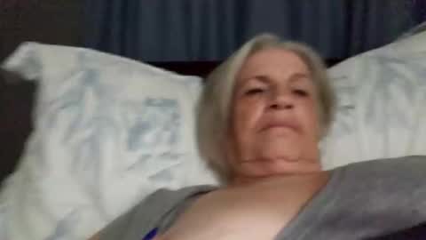 Snapshot of lonelylana1955 chatting on 10.25.25 lonelylana1955 online show from 10.25.25