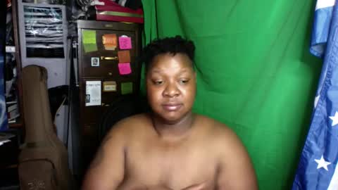 Snapshot of lonewolflux chatting on 11.17.25 lonewolflux online show from 11.17.25