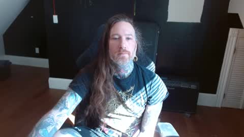 Snapshot of longhair021 chatting on 03.12.25 longhair online show from 03.12.25