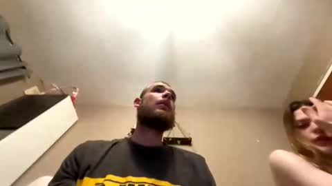 Snapshot of longjohndong321 chatting on 04.08.26 Unknowncouple online show from 04.08.26