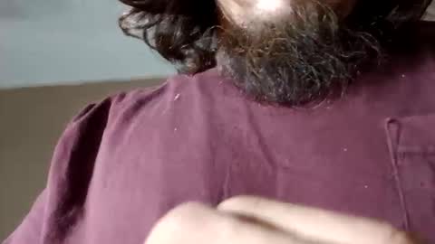 Snapshot of longone2600 chatting on 10.28.25 longone2600 online show from 10.28.25