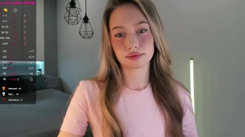 Snapshot of longoriaeva chatting on 03.25.26 Eva online show from 03.25.26