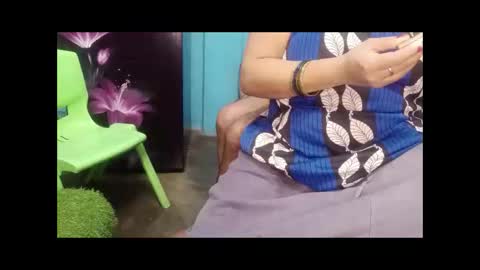 Shy Housewife online show from 11.01.25