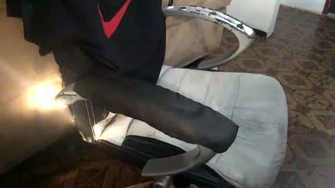 Snapshot of longshaft_ chatting on 02.13.26 longshaft_ online show from 02.13.26