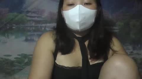 Snapshot of lonna_baby chatting on 06.13.26 lonna_baby online show from 06.13.26