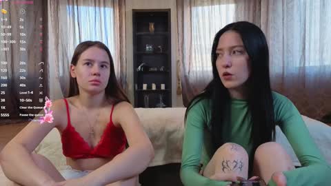 Snapshot of lookatmehabibi_ chatting on 10.09.25 Adele Ellie and Lou Sally Dana and Bonnie online show from 10.09.25