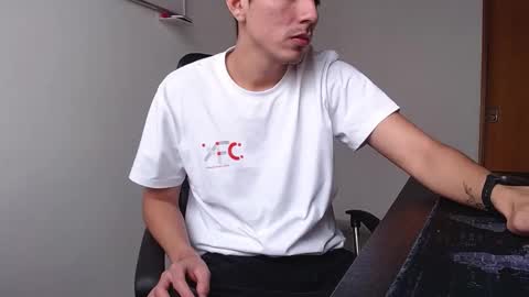 looki 16 online show from 03.07.25