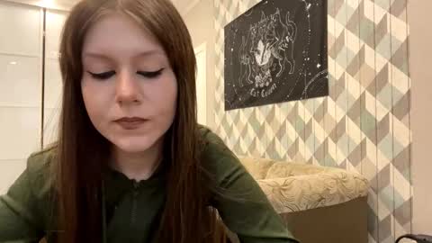 Snapshot of looking_me chatting on 10.02.25 EVA online show from 10.02.25