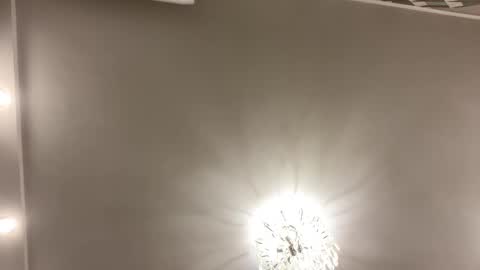 Snapshot of looking_me chatting on 11.01.25 EVA online show from 11.01.25