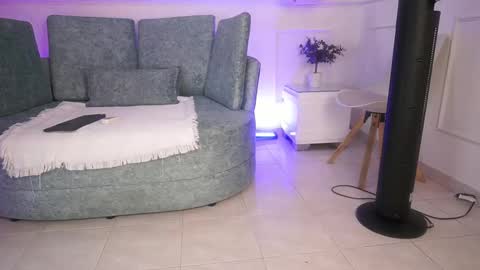 Snapshot of loonanyx chatting on 10.14.25 Loona Nyx online show from 10.14.25