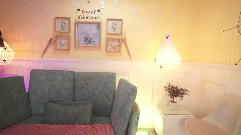 Snapshot of loonanyx chatting on 10.22.25 Loona Nyx online show from 10.22.25