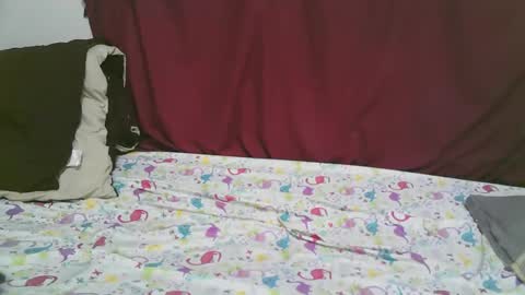 Snapshot of lora_amor chatting on 10.12.25 lora_amor online show from 10.12.25