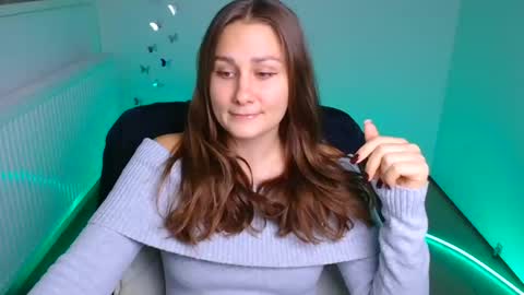 Snapshot of lora_kisses chatting on 10.09.25 Lora online show from 10.09.25