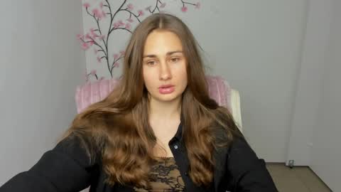 Snapshot of lora_kisses chatting on 06.17.26 Lora online show from 06.17.26