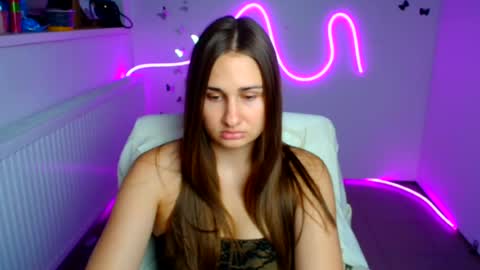 Snapshot of lora_kisses chatting on 07.21.26 Lora online show from 07.21.26