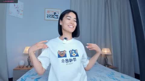 Lora control 2 min for every new Fan Club subscriber online show from 11.19.25