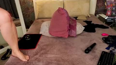 Lora online show from 02.21.25