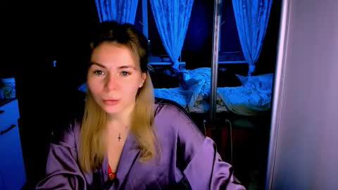 Lora online show from 12.02.25