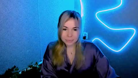 Lora online show from 01.12.26