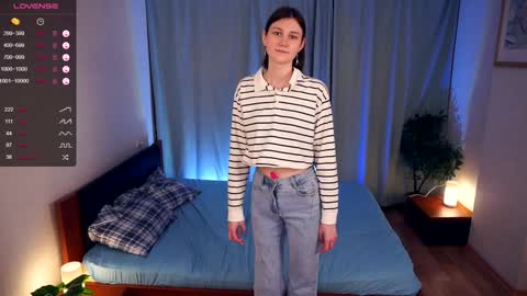 Lora online show from 01.17.25