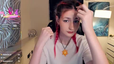 Lora online show from 10.08.25