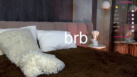 Loraine online show from 12.10.24