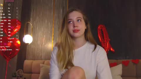 Loraine online show from 02.21.25