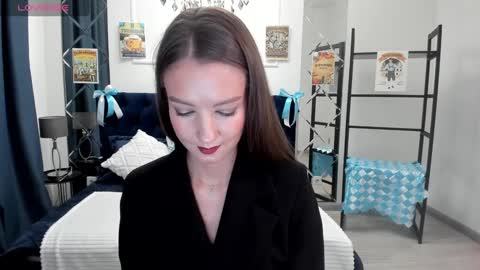 Snapshot of lorasunny chatting on 09.19.25 Ur sensual Lora online show from 09.19.25