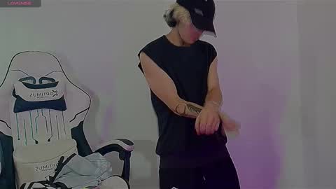 lord_moon_king online show from 09.16.25