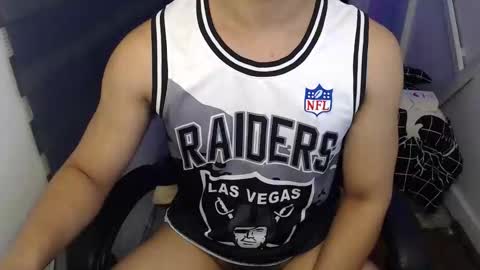 Macky online show from 11.24.25