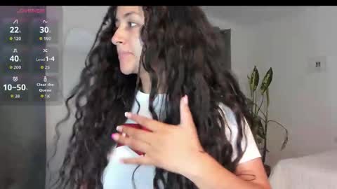 lore_rey online show from 09.22.25