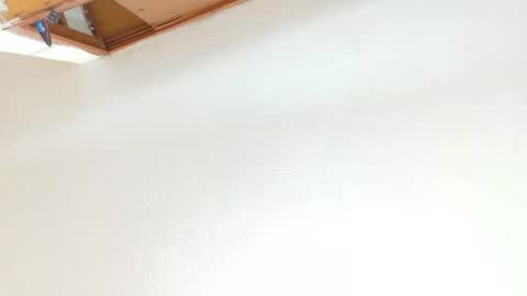 loreanis online show from 06.25.26