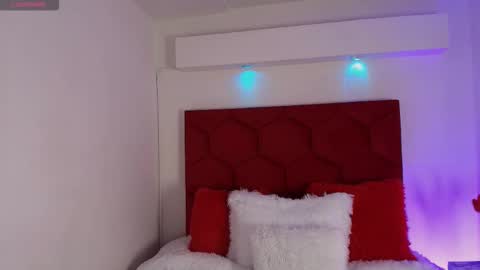 LORELI online show from 09.17.25