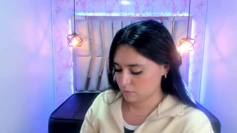 lorem_adams online show from 03.05.25