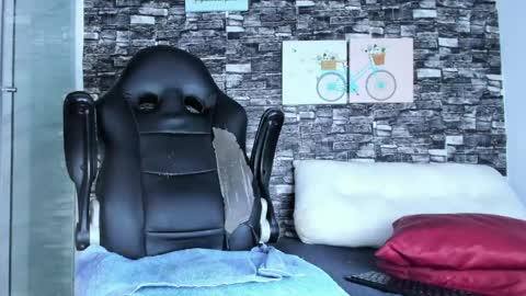 Ashley Cotez online show from 05.21.26