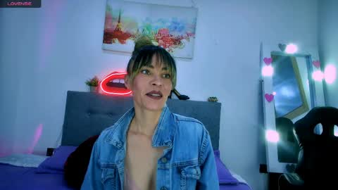 Snapshot of lorena_sweet3 chatting on 04.23.26 lorena_sweet3 online show from 04.23.26