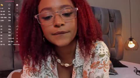 Snapshot of lorena_vieira_ chatting on 02.07.25 Lorena Vieira online show from 02.07.25