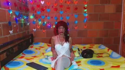 Snapshot of lorenacapelli chatting on 02.25.25 Lorena Capelli online show from 02.25.25