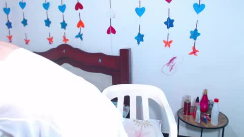 Lorena Capelli online show from 04.16.26