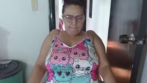 Lorena.. online show from 02.06.25