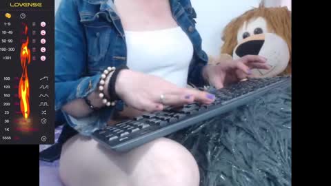 lorenitha online show from 02.17.25