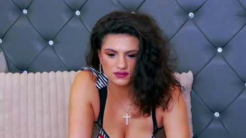 Lorenne Mays online show from 02.07.26