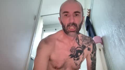 lorenzo44300 online show from 12.15.25