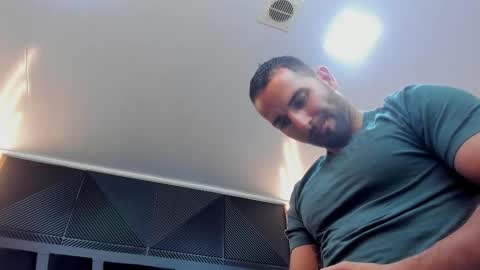  L O R E N Z O  Thumbs Up help  online show from 10.17.25