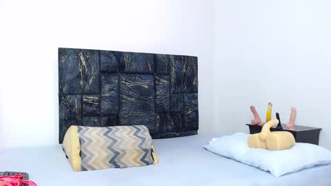 loretahorny online show from 03.08.25