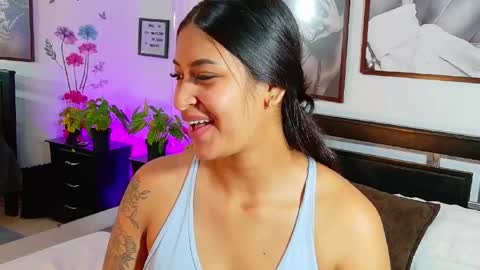 loretahorny online show from 03.26.26