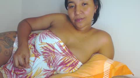 Snapshot of loretta_ chatting on 12.10.24 Loretta Gmez online show from 12.10.24