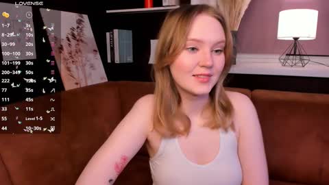 Snapshot of lorettacarnley chatting on 02.20.25 Alice online show from 02.20.25