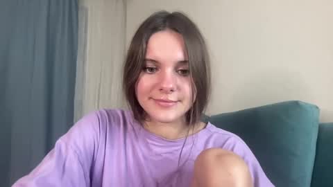 Chloe for Fan BlackHole online show from 09.13.25